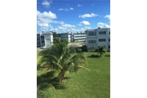 2300  Park Ln   311 Hollywood, FL 33021 Sold 02/13/23