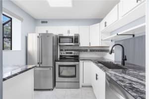 3089 N Oakland Forest Dr   101 Oakland Park, FL 33309 Sold 03/10/23