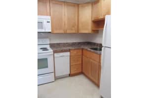 5495 Ne 25th Ave   306 Fort Lauderdale, FL 33308 Sold 02/28/23