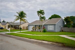 7694 Blairwood Cir S, Lake Worth, FL 33467, Sold 02/22/23