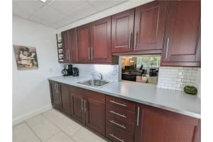 2400 Ne 1st Ln   208 Boynton Beach, FL 33435 Sold 04/07/23