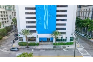 1200 Brickell Bay Drive 2202, Miami, Fl 33131 Miami, FL 33131 Sold 06/16/23