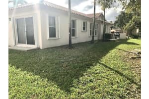 320 Nw 75th Way, Plantation, Fl 33317 Plantation, FL 33317 Sold 02/10/23