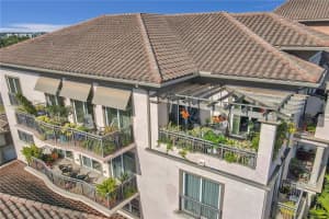 2633 Ne 14th Ave   504 Wilton Manors, FL 33334 Sold 02/28/23