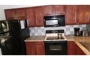 3046 S Oakland Forest Dr   2509 Oakland Park, FL 33309 Sold 03/09/23