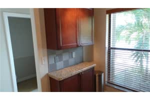 3046 S Oakland Forest Dr   2509 Oakland Park, FL 33309 Sold 03/09/23
