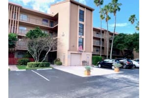 7320  Lake Circle Dr   103, Margate, FL 33063 Sold 06/30/23