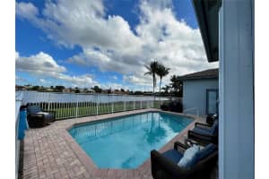 10682  Paso Fino Dr Wellington, FL 33449 Sold 03/02/23