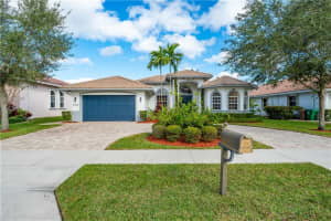 8283 Sw 51st Street, Davie, Fl 33328 Davie, FL 33328 Sold 03/03/23