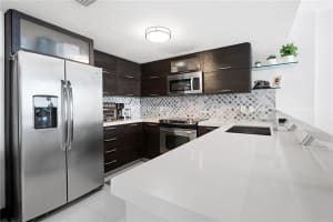 1250 S Miami Ave   1809 Miami, FL 33130 Sold 02/27/23