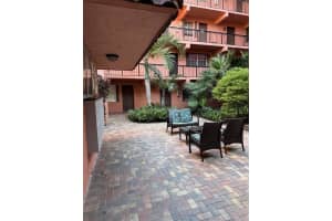 670  Tennis Club Dr   102 Fort Lauderdale, FL 33311 Sold 04/27/23