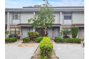 9847 Riverside Dr, Coral Springs, FL 33071, Sold 04/11/23