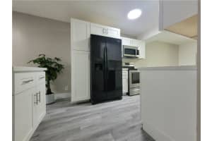 9847 Riverside Dr, Coral Springs, FL 33071, Sold 04/11/23