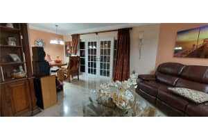 6655 W Broward Blvd   103, Plantation, FL 33317 Sold 06/07/23