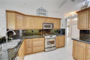 5755 Nw 48th Dr Coral Springs, FL 33067 Sold 02/24/23