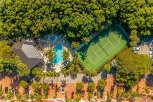 5978  Paradise Point Dr   5978, Palmetto Bay, FL 33157 Sold 10/05/23