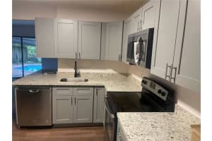 4070 NW 35th Ave, Lauderdale Lakes, FL 33309 Sold 01/16/24