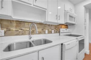 3101 N Country Club Dr   102 Aventura, FL 33180 Sold 02/22/23