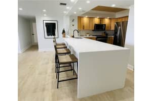 3200 Port Royale Drive 1709, Fort Lauderdale, Fl 33308 Fort Lauderdale, FL 33308 Sold 04/05/23