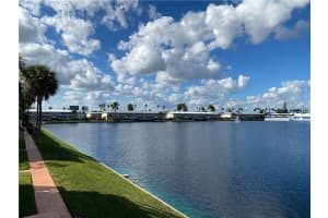 1012 SW 11th St, Hallandale Beach, FL 33009, Sold 03/17/23