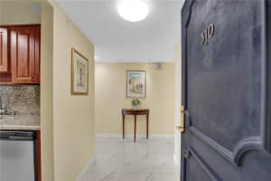 3500 Galt Ocean Drive 310, Fort Lauderdale, Fl 33308 Fort Lauderdale, FL 33308 Sold 04/20/23