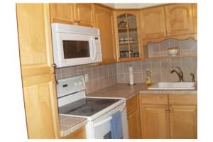 501 Se 8th St   101 Deerfield Beach, FL 33441 Sold 03/24/23