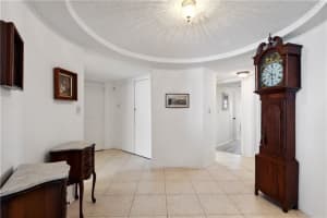 2200 S Ocean Ln   205 Fort Lauderdale, FL 33316 Sold 06/16/23