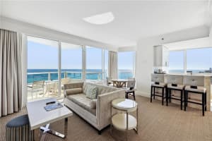 MLS# F10363338, Miami Beach, Florida 33140
