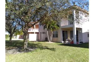 10646  Old Hammock Way Wellington, FL 33414 Sold 05/15/23