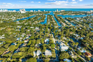 1101 SE 9th St, Fort Lauderdale, FL 33316 Sold 07/07/23