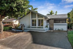 8400 Sw 39th Ct Davie, FL 33328 Sold 02/13/23