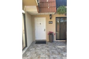 2923 Sw 11th Pl Deerfield Beach, FL 33442 Sold 05/18/23