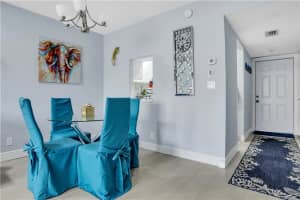 MLS# F10363658, Hollywood, Florida 33024