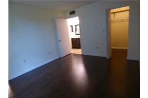 11750 Sw 18th Street 321, Miami, Fl 33175 Miami, FL 33175 Sold 04/24/23