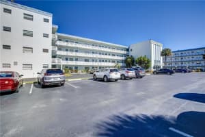 4090 Nw 42nd Ave   305 Lauderdale Lakes, FL 33319 Sold 03/22/23