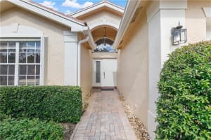 7107  Bent Menorca Dr Delray Beach, FL 33446 Sold 04/11/23