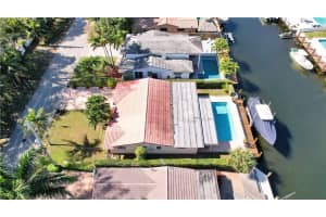 2481 Se 15th St Pompano Beach, FL 33062 Sold 06/02/23