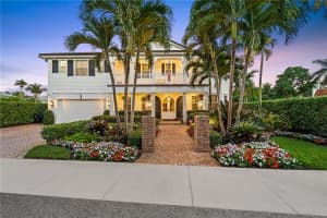1334 Ponce De Leon Dr Fort Lauderdale, FL 33316 Sold 06/21/23