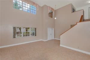1006 Sw 102nd Ter Pembroke Pines, FL 33025 Sold 06/01/23