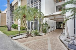 3000 Ne 16th Avenue 114, Oakland Park, Fl 33334 Oakland Park, FL 33334 Sold 03/08/23