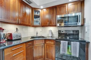 3000 Ne 16th Avenue 114, Oakland Park, Fl 33334 Oakland Park, FL 33334 Sold 03/08/23