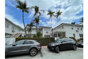 717  Espanola Way   110 Miami Beach, FL 33139 Sold 03/10/23