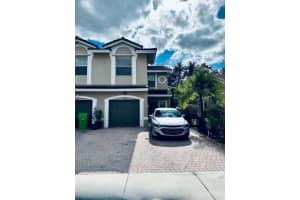 8988 Nw 54th St   8988 Sunrise, FL 33351 Sold 02/24/23