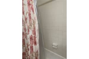 2424 SE 17th St, Fort Lauderdale, FL 33316, Sold 05/04/23