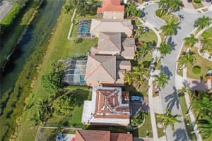 5153  Woodfield Way Coconut Creek, FL 33073 Sold 02/21/23