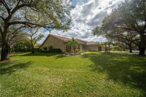 5763 Nw 101st Drive Coral Springs, FL 33076 Sold 03/20/23