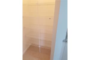 3020 Ne 32nd Ave   913 Fort Lauderdale, FL 33308 Sold 05/15/23