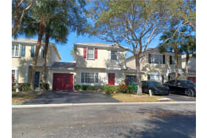 9547 N Vermosa Ln   9547 Tamarac, FL 33321 Sold 04/28/23