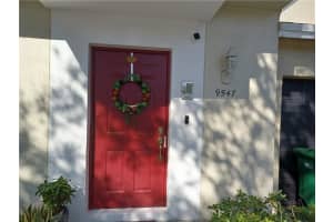 9547 N Vermosa Ln   9547 Tamarac, FL 33321 Sold 04/28/23