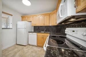 505  Gardens Dr   101 Pompano Beach, FL 33069 Sold 03/06/23